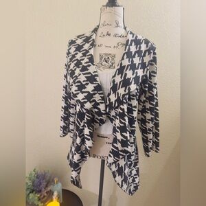 Calvin Klein M/L Houndstooth Open Front Flyaway / Drape Front Blazer - Size 10